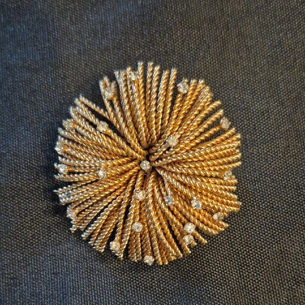 Bergere Vintage Starburst Gold Pin Or Brooch with Crystal Accents